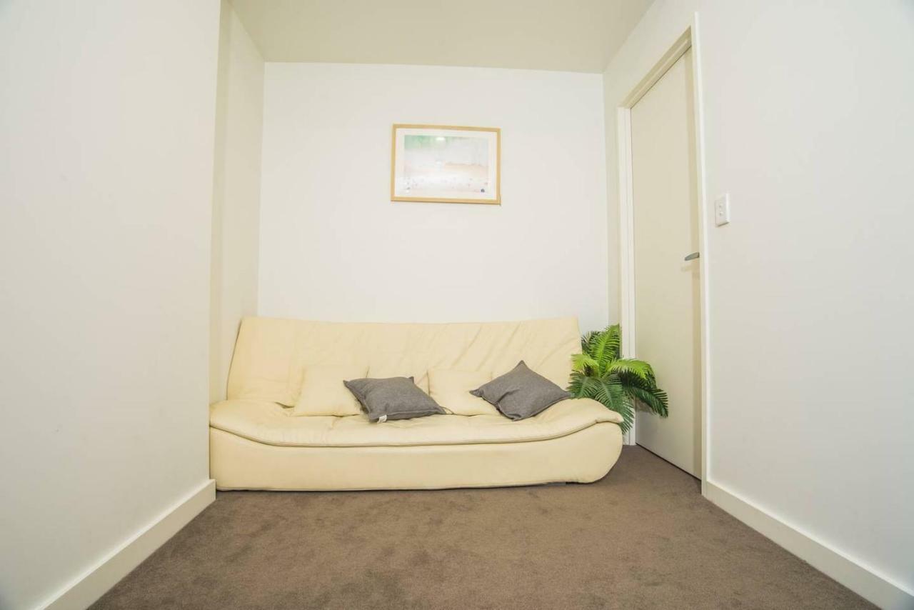 Cozy One Bed Apt Closes To Airport In Arncliffe Sydney Eksteriør bilde